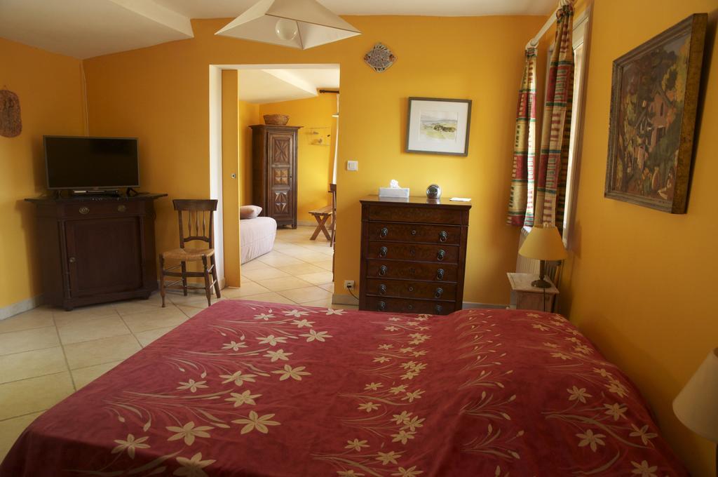 Le Petit Bacalan Villa Mormoiron Bagian luar foto