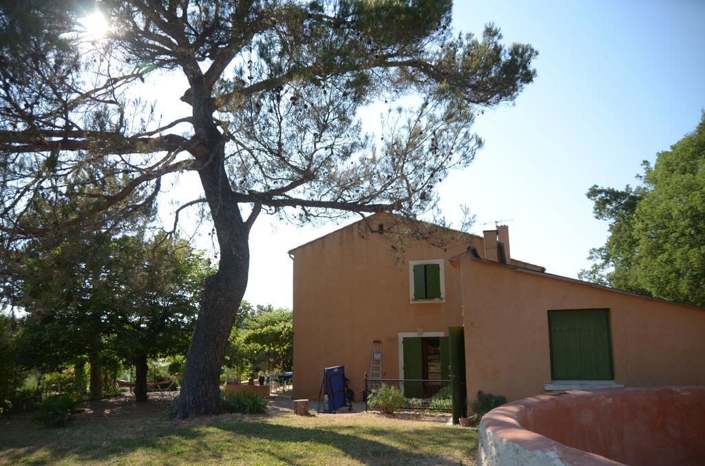 Le Petit Bacalan Villa Mormoiron Ruang foto